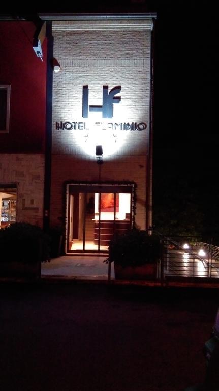 Hotel Flaminio Tavernelle Serrungarina Ngoại thất bức ảnh